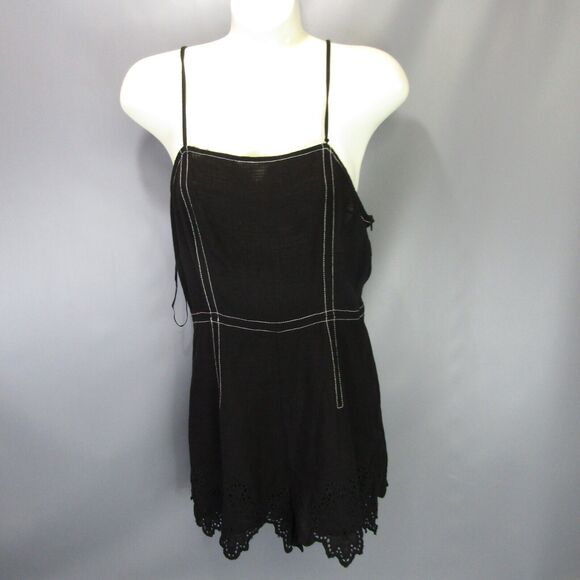 Zara Embroidered‎ Romper Women's Size XS Black & White NWT Lace Goth Shorts - Picture 1 of 13